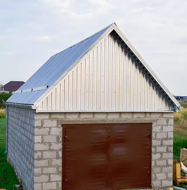Trusted Garage Roof Repair Company: Keeping Renton, WA Properties Sealed and Secure
