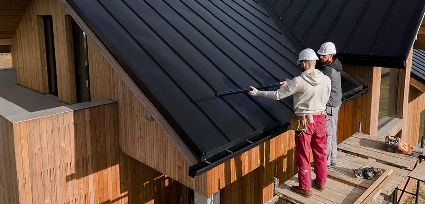 Professional Barn Roof Repair Services in Renton, WA