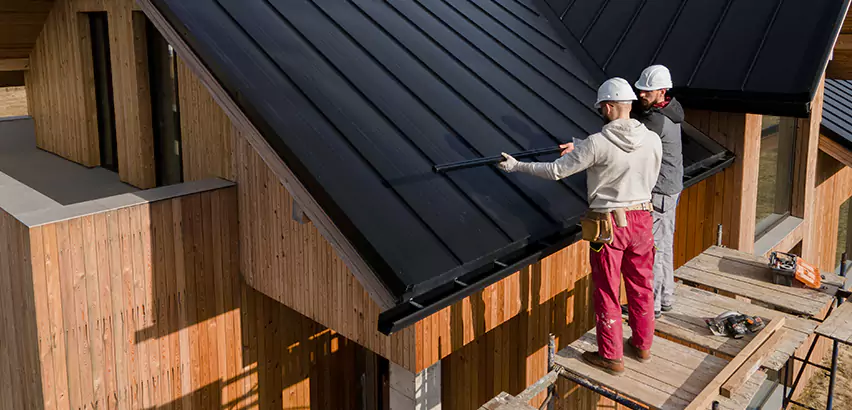 Professional Soffit Repair Services in Renton, WA