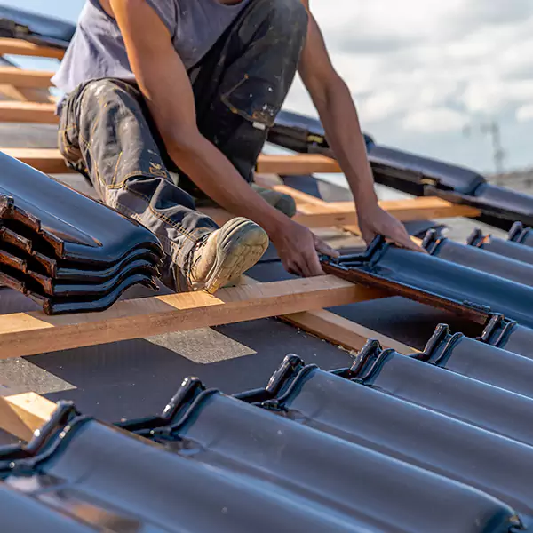Why Renton, WA Homeowners Choose Renton Roofing Pro for Hail Damage Repairs?