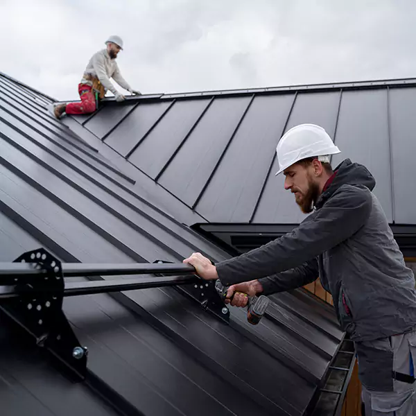 Why Renton Property Owners Choose Renton Roofing Pro for Metal Roof Repair?